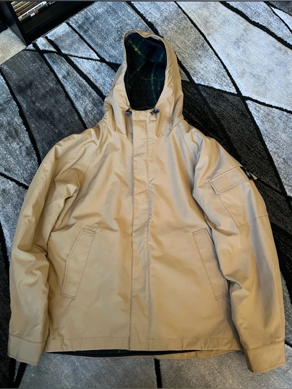 Size Medium - Uniqlo x JW Anderson Khaki 3 in 1 Parka Sherpa Jacket